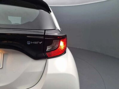 TOYOTA YARIS 1.5 HYBRIDE 116CV CVT CONFORT -  99096