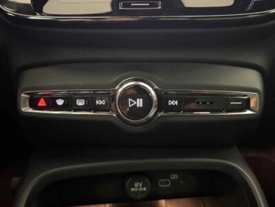 VOLVO XC40 B3 MHEV 163CV BVA7 CORE -  101193