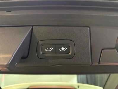VOLVO XC60 T6 PHEV AWD 350CV BVA8 CORE BRIGHT -  101308