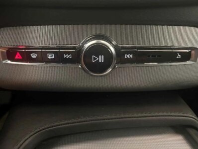 VOLVO XC90 T8 RECHARGE AWD 455CV BVA8 CORE BRIGHT 7 PLACES -  101330