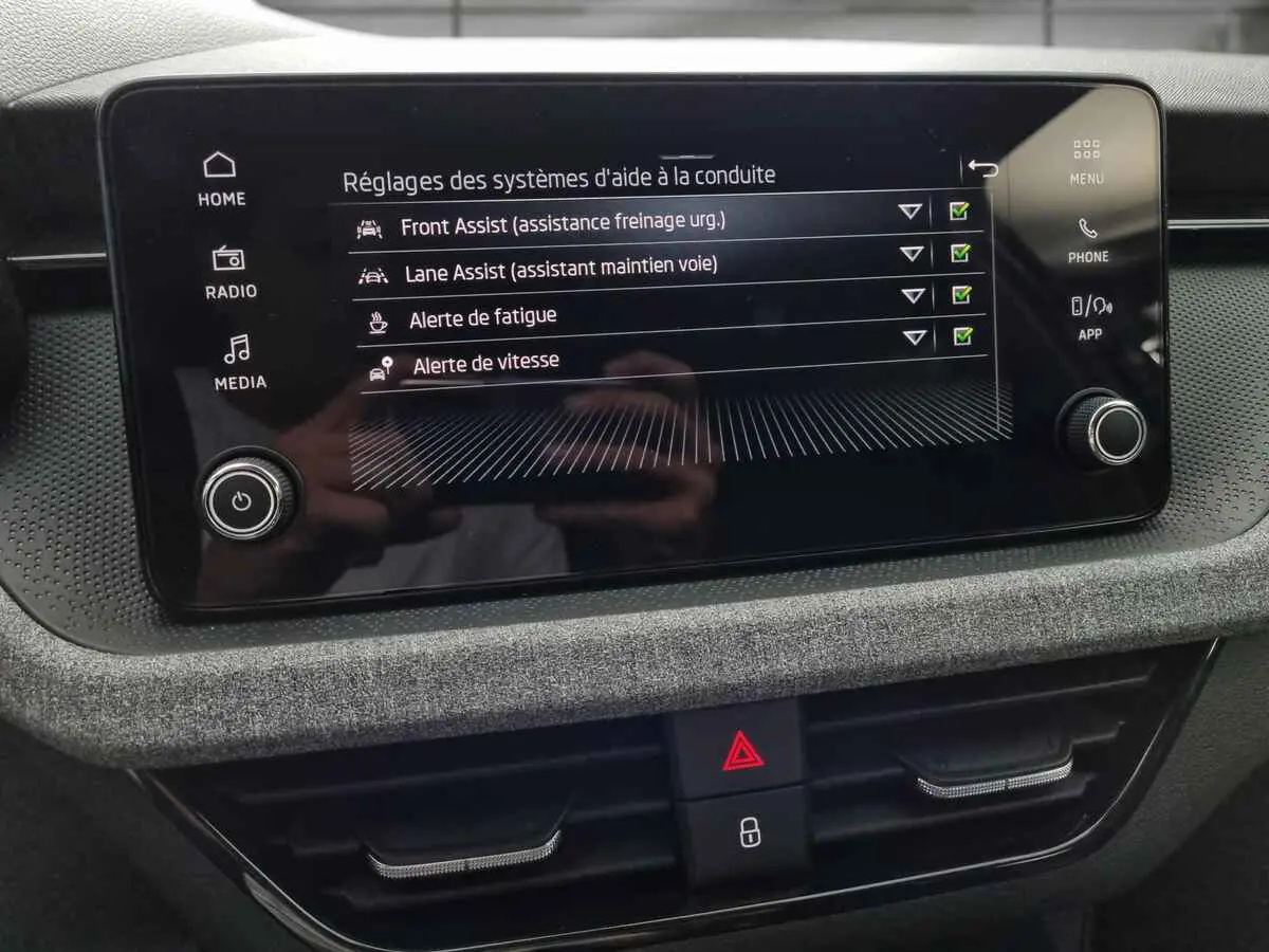 SKODA SCALA PHASE 2 1.0 TSI BVA 115CV SELECTION - 106465 SKODA SCALA PHASE 2 1.0 TSI BVA 115CV SELECTION - 106465