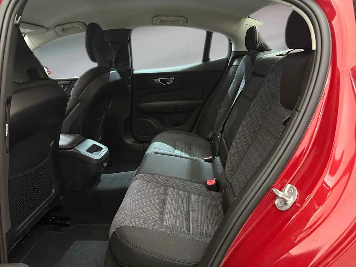 VOLVO S60 B4 2.0 MHEV 197CV BVA CORE - 101117 VOLVO S60 B4 2.0 MHEV 197CV BVA CORE - 101117