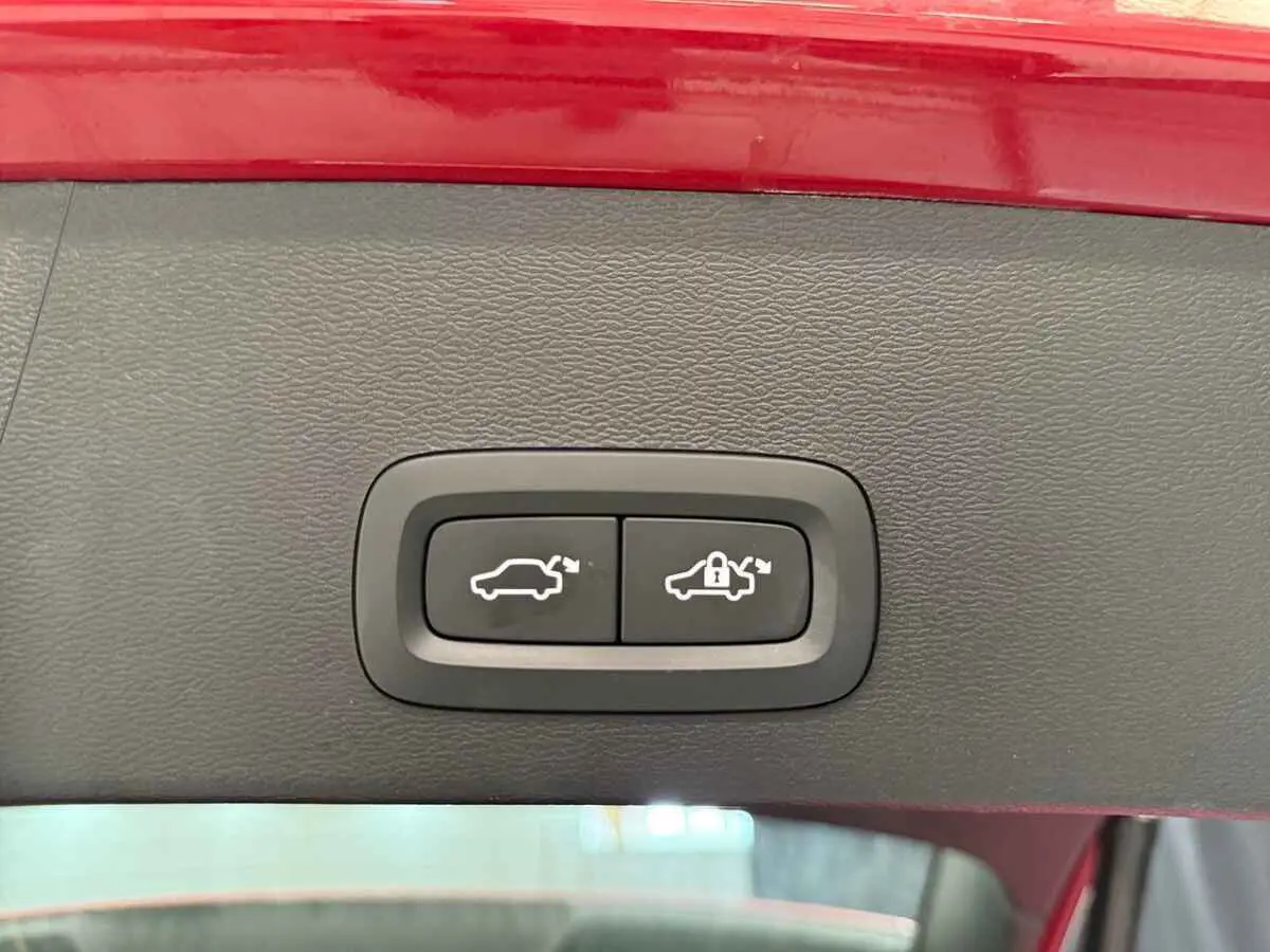 VOLVO XC40 T2 129CV BVA CORE - 98223 VOLVO XC40 T2 129CV BVA CORE - 98223