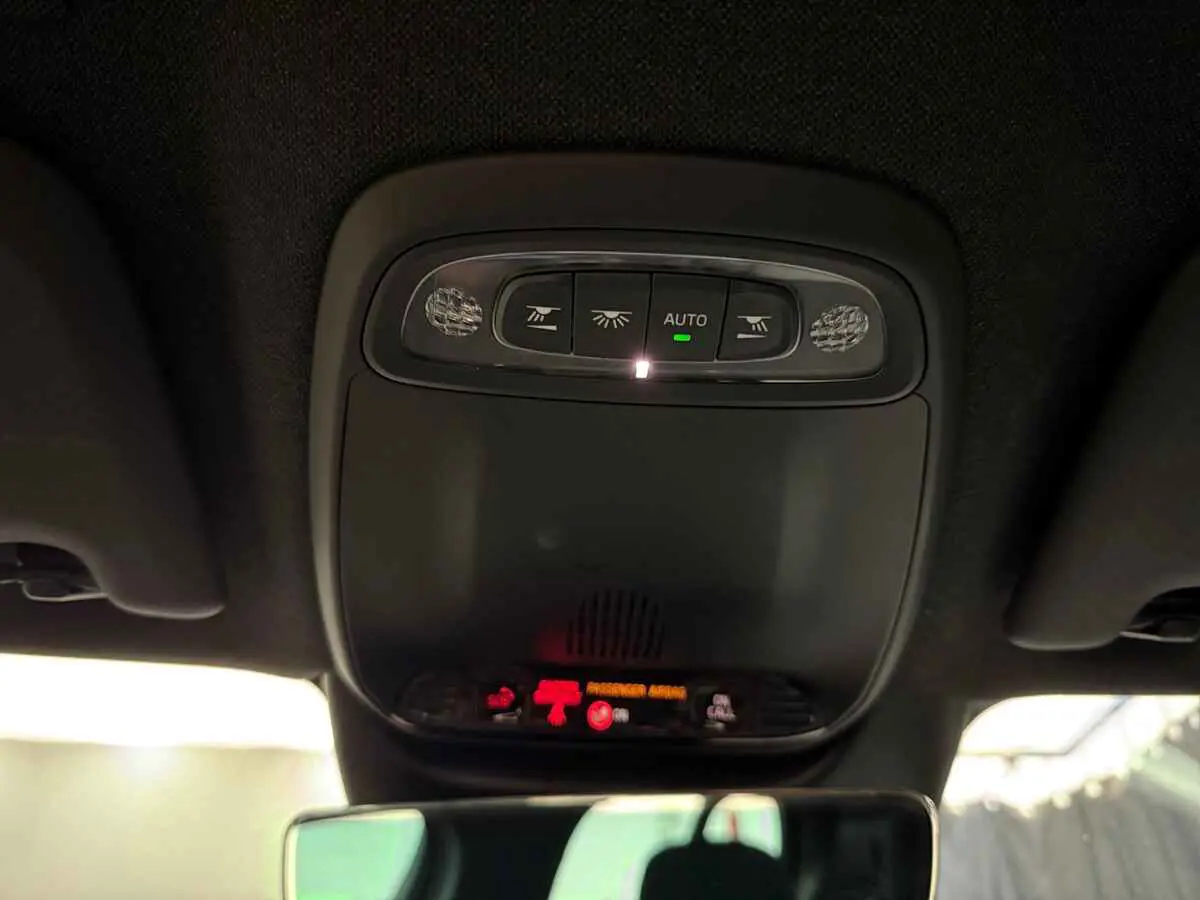 VOLVO XC40 T2 129CV BVA CORE - 98223 VOLVO XC40 T2 129CV BVA CORE - 98223
