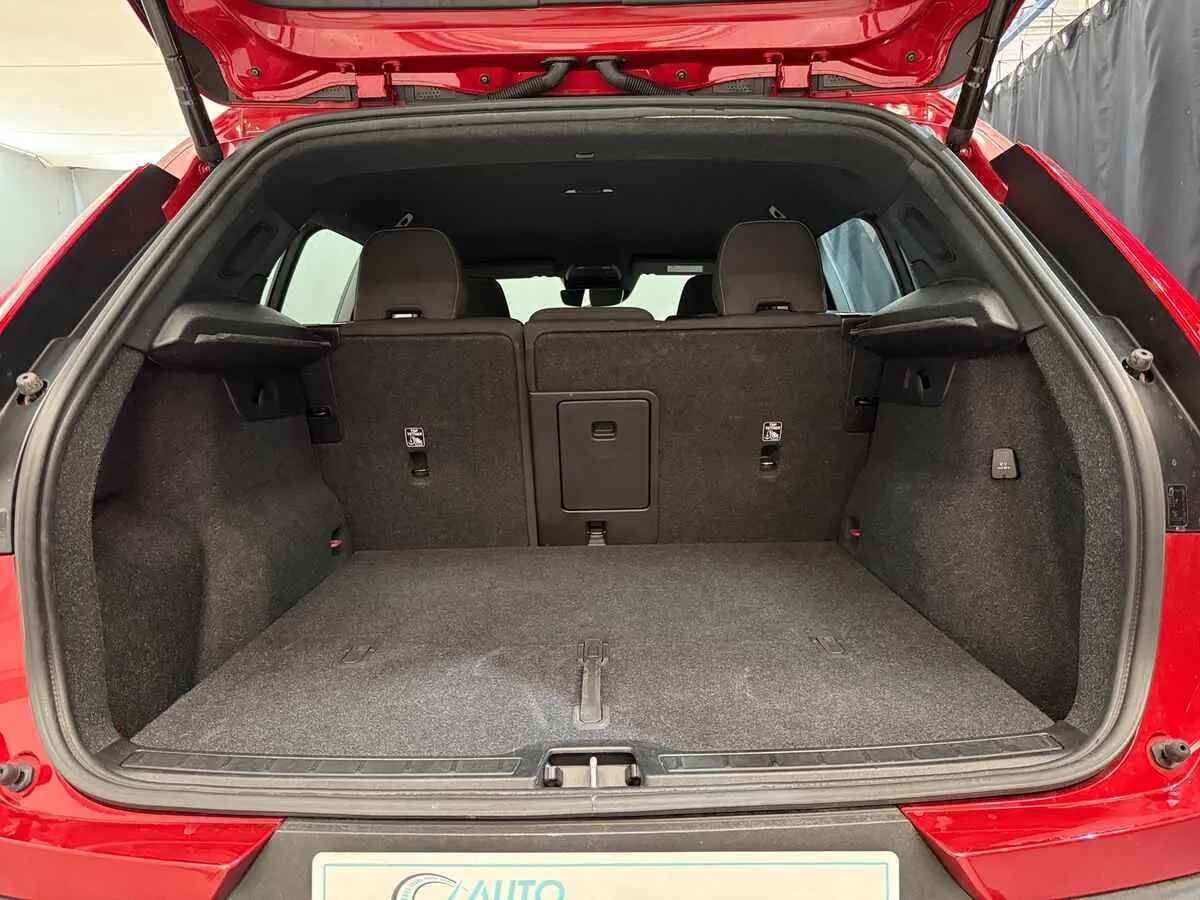 VOLVO XC40 T2 129CV BVA CORE - 98223 VOLVO XC40 T2 129CV BVA CORE - 98223