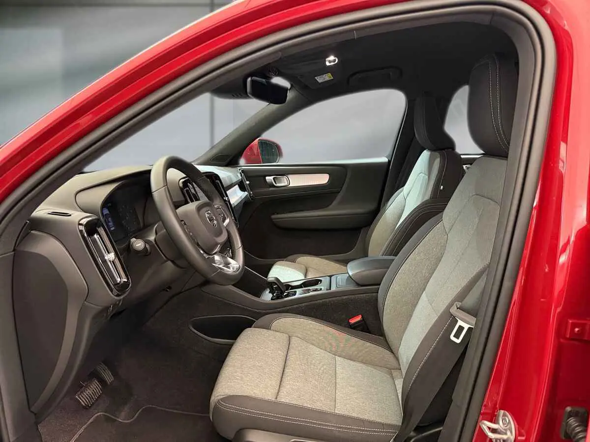 VOLVO XC40 T2 129CV BVA CORE - 98223 VOLVO XC40 T2 129CV BVA CORE - 98223