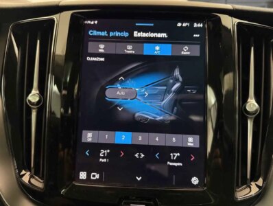 VOLVO XC60 T6 RECHARGE AWD 350CV BVA8 CORE BRIGHT -  101277